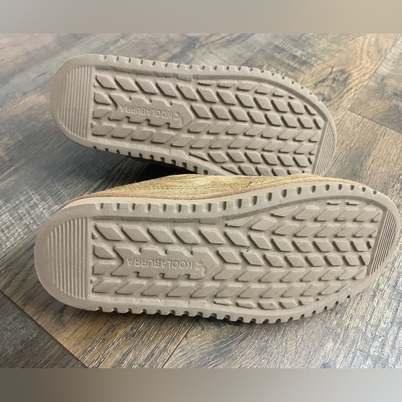 Koolaburra by UGG slippers slip on shoes mules size 5 brown suede - Picture 6 of 7